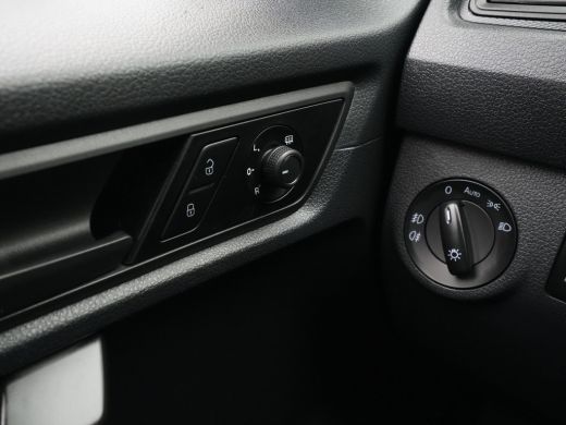 Volkswagen Caddy 2.0 TDI L2H1 BMT Maxi Comfortline Navigatie Trekhaak Pdc Cruise ActivLease financial lease