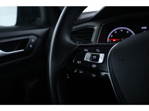 Volkswagen T-Roc 1.0 TSI Style Apple Carplay/Android Auto, Parkeersensoren ActivLease financial lease