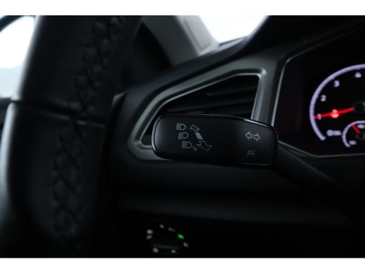 Volkswagen T-Roc 1.0 TSI Style Apple Carplay/Android Auto, Parkeersensoren ActivLease financial lease
