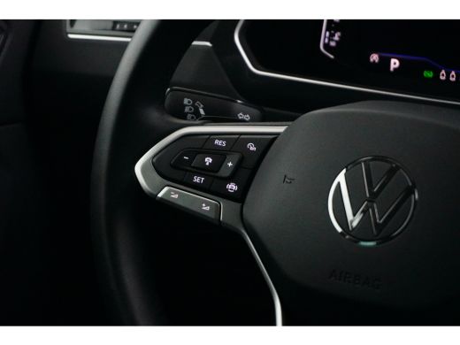 Volkswagen Tiguan 1.5 TSI 150PK DSG-7 Elegance | TREKHAAK | NAVIGATIE | CAMERA | AUTO A. KLEP ActivLease financial lease