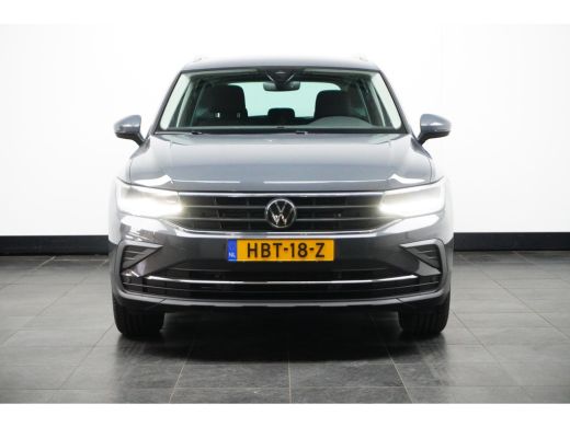 Volkswagen Tiguan 1.5 TSI 150PK DSG-7 Elegance | TREKHAAK | NAVIGATIE | CAMERA | AUTO A. KLEP ActivLease financial lease
