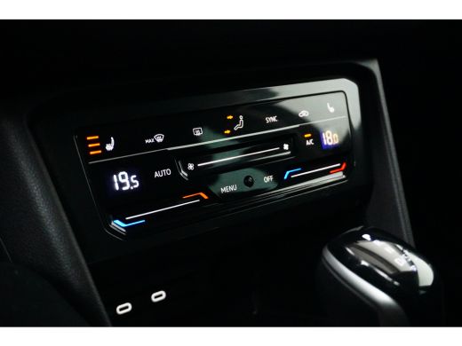 Volkswagen Tiguan 1.5 TSI 150PK DSG-7 Elegance | TREKHAAK | NAVIGATIE | CAMERA | AUTO A. KLEP ActivLease financial lease