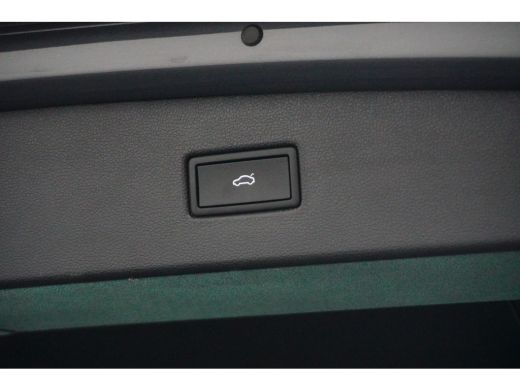 Volkswagen Tiguan 1.5 TSI 150PK DSG-7 Elegance | TREKHAAK | NAVIGATIE | CAMERA | AUTO A. KLEP ActivLease financial lease