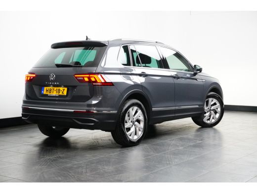 Volkswagen Tiguan 1.5 TSI 150PK DSG-7 Elegance | TREKHAAK | NAVIGATIE | CAMERA | AUTO A. KLEP ActivLease financial lease