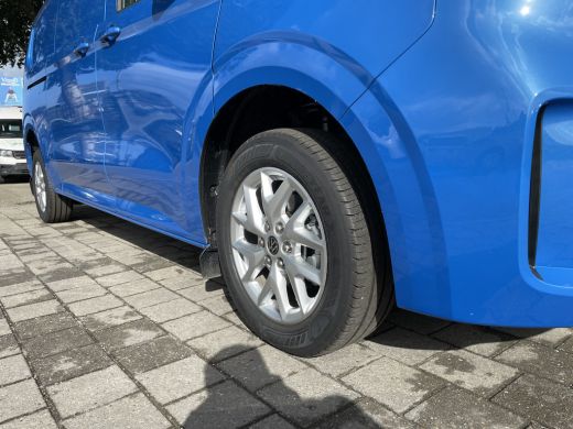 Volkswagen Transporter 2.0 TDI L2H1 30 170PK automaat ActivLease financial lease