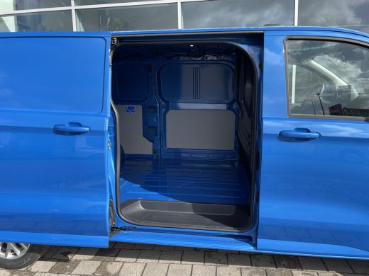 Volkswagen Transporter 2.0 TDI L2H1 30 170PK automaat ActivLease financial lease