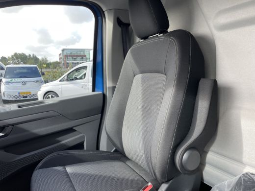 Volkswagen Transporter 2.0 TDI L2H1 30 170PK automaat ActivLease financial lease