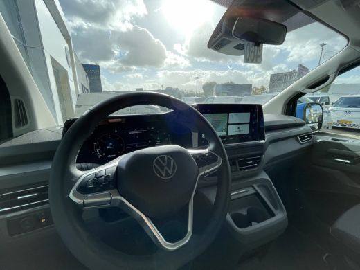 Volkswagen Transporter 2.0 TDI L2H1 30 170PK automaat ActivLease financial lease