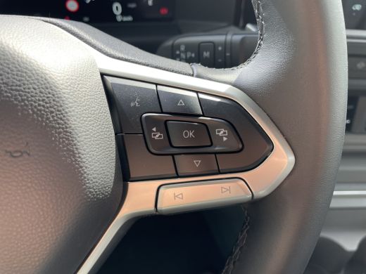 Volkswagen Transporter 2.0 TDI L2H1 30 170PK automaat ActivLease financial lease