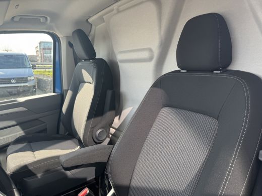 Volkswagen Transporter 2.0 TDI L2H1 30 170PK automaat ActivLease financial lease
