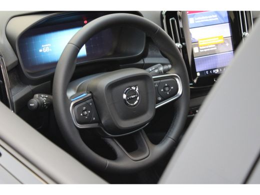 Volvo  EC40 Ext Range 252PK Plus Black Edition 82kWh | Pixel LED | 360º view | HK Audio | Warmtepomp ActivLease financial lease