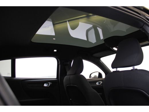 Volvo  EC40 Ext Range 252PK Plus Black Edition 82kWh | Pixel LED | 360º view | HK Audio | Warmtepomp ActivLease financial lease