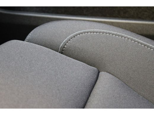 Volvo  EC40 Ext Range 252PK Plus Black Edition 82kWh | Pixel LED | 360º view | HK Audio | Warmtepomp ActivLease financial lease