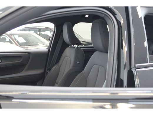 Volvo  EC40 Ext Range 252PK Plus Black Edition 82kWh | Pixel LED | 360º view | HK Audio | Warmtepomp ActivLease financial lease