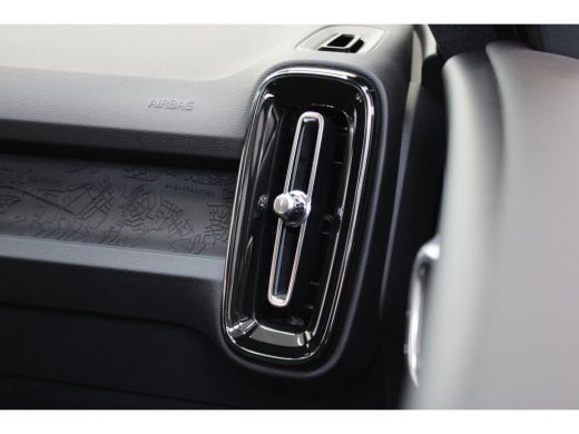 Volvo  EC40 Ext Range 252PK Plus Black Edition 82kWh | Pixel LED | 360º view | HK Audio | Warmtepomp ActivLease financial lease