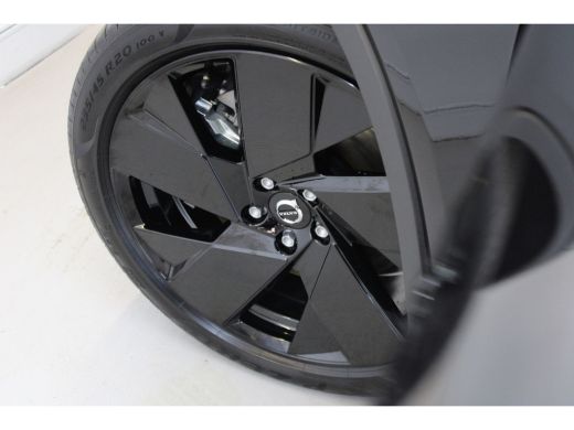 Volvo  EC40 Ext Range 252PK Plus Black Edition 82kWh | Pixel LED | 360º view | HK Audio | Warmtepomp ActivLease financial lease