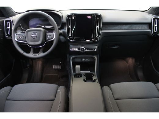 Volvo  EC40 Ext Range 252PK Plus Black Edition 82kWh | Pixel LED | 360º view | HK Audio | Warmtepomp ActivLease financial lease