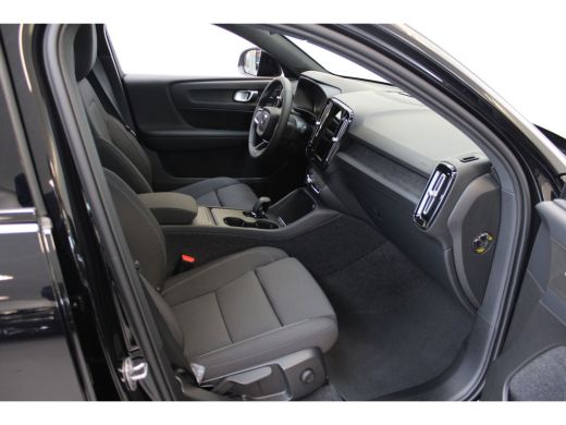 Volvo  EC40 Ext Range 252PK Plus Black Edition 82kWh | Pixel LED | 360º view | HK Audio | Warmtepomp ActivLease financial lease