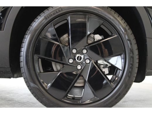 Volvo  EC40 Ext Range 252PK Plus Black Edition 82kWh | Pixel LED | 360º view | HK Audio | Warmtepomp ActivLease financial lease