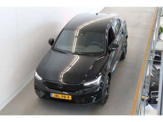 Volvo  EC40 Ext Range 252PK Plus Black Edition 82kWh | Pixel LED | 360º view | HK Audio | Warmtepomp ActivLease financial lease