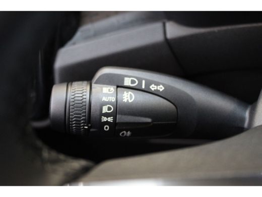 Volvo  EC40 Ext Range 252PK Plus Black Edition 82kWh | Pixel LED | 360º view | HK Audio | Warmtepomp ActivLease financial lease