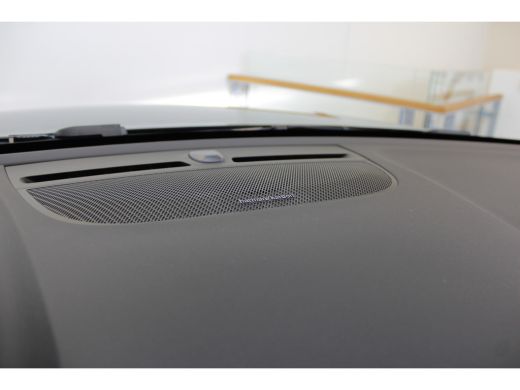Volvo  EX40 Volvo Extended Range 252PK Ultra 82kWh | Pixel LED | Panoramadak | 20'' | Memory Stoel | HK Audio ActivLease financial lease