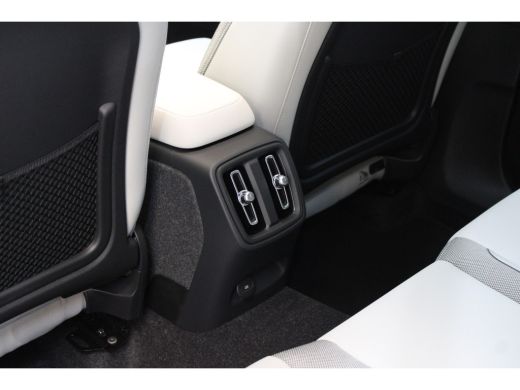 Volvo  EX40 Volvo Extended Range 252PK Ultra 82kWh | Pixel LED | Panoramadak | 20'' | Memory Stoel | HK Audio ActivLease financial lease