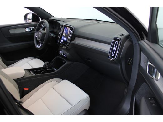 Volvo  EX40 Volvo Extended Range 252PK Ultra 82kWh | Pixel LED | Panoramadak | 20'' | Memory Stoel | HK Audio ActivLease financial lease
