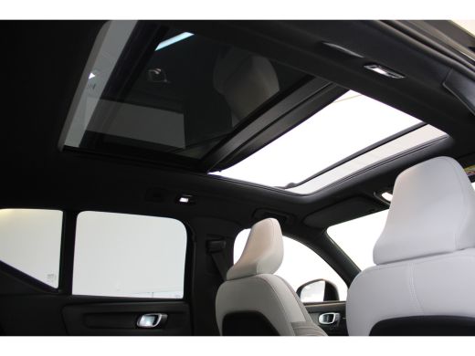 Volvo  EX40 Volvo Extended Range 252PK Ultra 82kWh | Pixel LED | Panoramadak | 20'' | Memory Stoel | HK Audio ActivLease financial lease