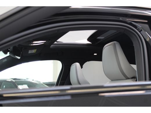 Volvo  EX40 Volvo Extended Range 252PK Ultra 82kWh | Pixel LED | Panoramadak | 20'' | Memory Stoel | HK Audio ActivLease financial lease