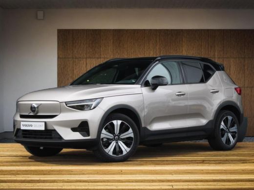 Volvo XC40 Recharge Core 70 kWh | Climate Pack | Getint Glas | Camera | 19-Inch Volvo XC40 Recharge Core 70 kWh | Climate Pack | Getint Glas | Camera | 19-Inch