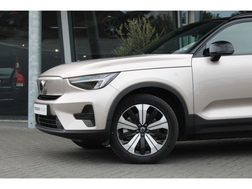 Volvo  XC40 Recharge Core 70 kWh | Climate Pack | Getint Glas | Camera | 19-Inch ActivLease financial lease