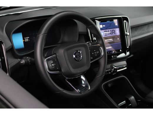 Volvo  XC40 Recharge Core 70 kWh | Climate Pack | Getint Glas | Camera | 19-Inch ActivLease financial lease