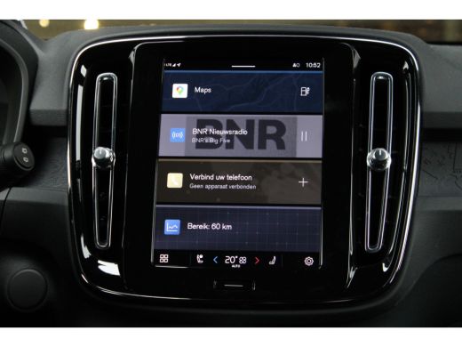 Volvo  XC40 Recharge Core 70 kWh | Climate Pack | Getint Glas | Camera | 19-Inch ActivLease financial lease