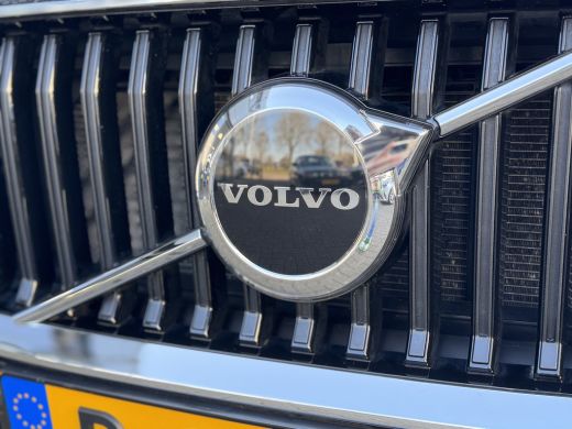 Volvo  XC60 2.0 B4 Momentum | Apple Carplay/Android Auto|telefoonintegratie premium | Cruise control adaptief... ActivLease financial lease