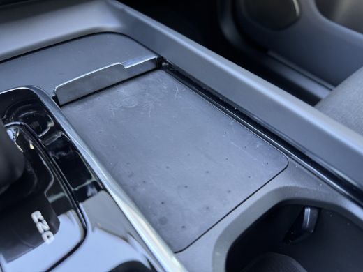 Volvo  XC60 2.0 B4 Momentum | Apple Carplay/Android Auto|telefoonintegratie premium | Cruise control adaptief... ActivLease financial lease
