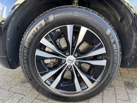 Volvo  XC60 2.0 B4 Momentum | Apple Carplay/Android Auto|telefoonintegratie premium | Cruise control adaptief... ActivLease financial lease