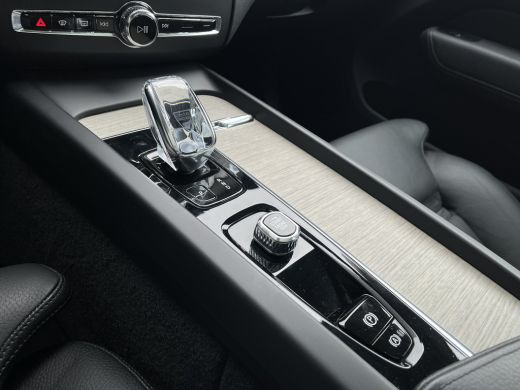 Volvo  XC60 Volvo 2.0 T6 Plug-in hybrid AWD Inscription ActivLease financial lease