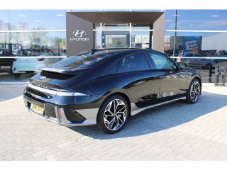 Hyundai IONIQ 6 Hyundai Lounge AWD 77 kWh | DEMO auto | Wit interieur | Stoel verwarming / ventilatie | Airco | 3...