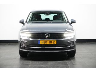 Volkswagen Tiguan 1.5 TSI 150PK DSG-7 Elegance | TREKHAAK | NAVIGATIE | CAMERA | AUTO A. KLEP