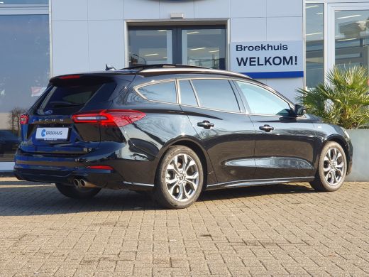 Ford Focus 1.0 EcoB 155PK Automaat Hybrid ST Line Panoramadak | Winterpack | Camera | Elektrisch glazen pano... ActivLease financial lease