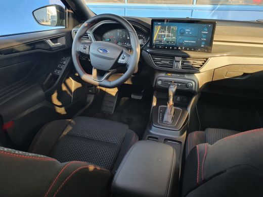 Ford Focus 1.0 EcoB 155PK Automaat Hybrid ST Line Panoramadak | Winterpack | Camera | Elektrisch glazen pano... ActivLease financial lease