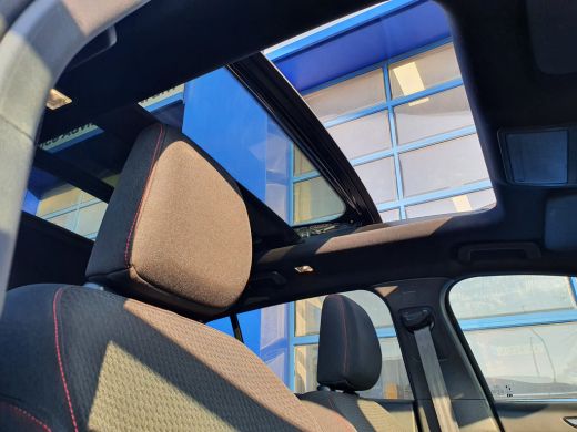 Ford Focus 1.0 EcoB 155PK Automaat Hybrid ST Line Panoramadak | Winterpack | Camera | Elektrisch glazen pano... ActivLease financial lease