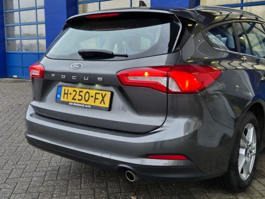 Ford Focus 1.0 EcoB | LMV 16 Inch | Apple Carplay/Android ActivLease financial lease