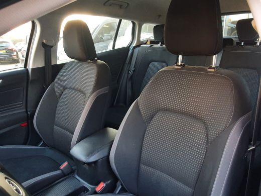 Ford Focus 1.0 EcoB | LMV 16 Inch | Apple Carplay/Android ActivLease financial lease