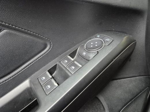 Ford Focus 1.0 EcoB | LMV 16 Inch | Apple Carplay/Android ActivLease financial lease