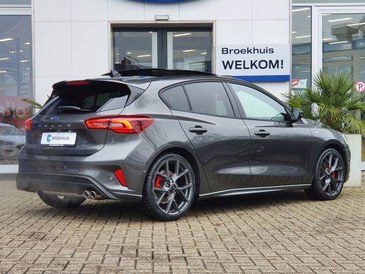 Ford Focus 1.0 ST Line X 155PK | 19 inch! | Panoramadak | Adap. Cruise | Elektrisch glazen panorama-dak | Ma... ActivLease financial lease