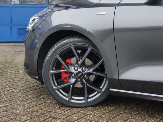 Ford Focus 1.0 ST Line X 155PK | 19 inch! | Panoramadak | Adap. Cruise | Elektrisch glazen panorama-dak | Ma... ActivLease financial lease