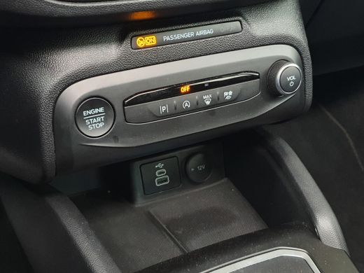 Ford Focus Wagon 1.0 EcoB 155PK Automaat Hybrid ST Line Panoramadak | Winterpack | Camera | Cruise control a... ActivLease financial lease