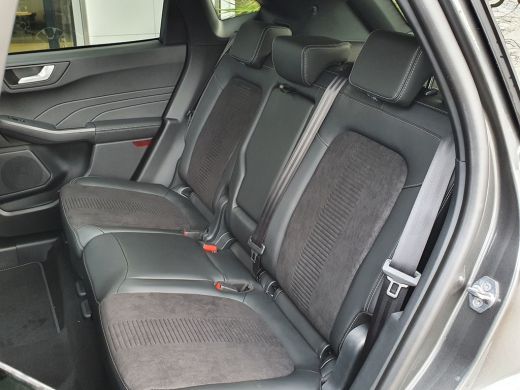 Ford Kuga Ford 2.5 PHEV Active X | Trekhaak | Panoramadak | Adap. Cruise | Dodehoek detectie | Elektrisch g... ActivLease financial lease